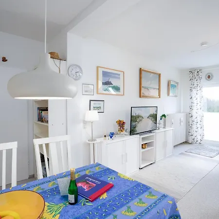 Apartament Liebevoll Eingerichtetes Ca 60 Qm Grosses 3-zimmer-app *