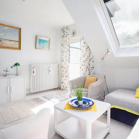 Liebevoll Eingerichtetes Ca 60 Qm Grosses 3-zimmer-app Scharbeutz