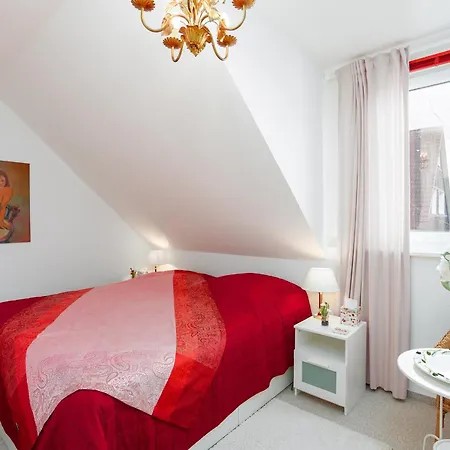 Apartament Liebevoll Eingerichtetes Ca 60 Qm Grosses 3-zimmer-app